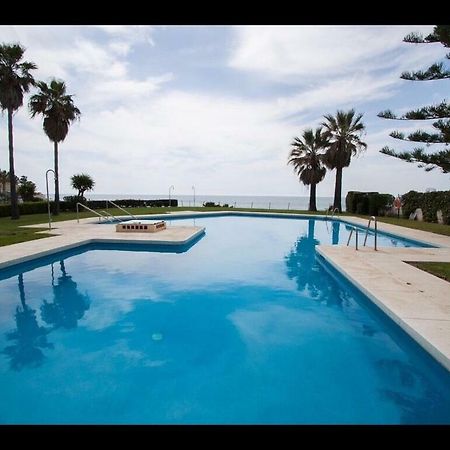 Apartment By The Beach Sitio de Calahonda Dış mekan fotoğraf